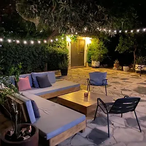 https://ca-landreu-teia-casa-modernista.catalonia-hotels.com